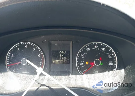 2013 Volkswagen Jetta 2.5L Se z USA, uszkodzony, nr VIN 3VWDP7AJ4DM377265